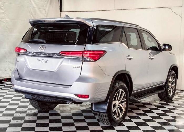 Toyota fortuner
