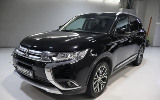 Mitsubishi OUTLANDER