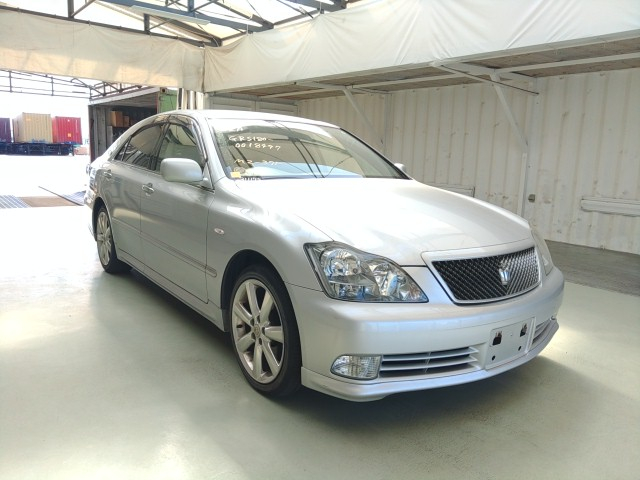 Toyota Crown Athelete