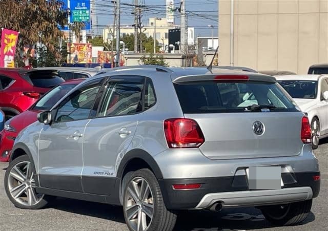 VOLKS WAGEN CROSS POLO