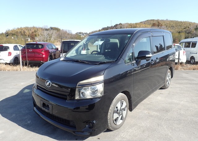Toyota VOXY X