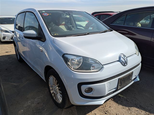VOLKS WAGEN UP!