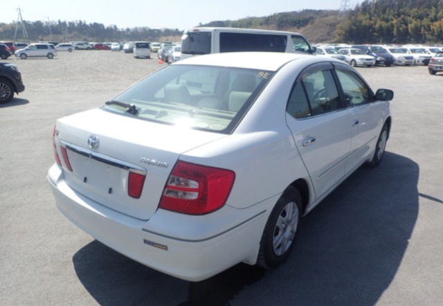 Toyota Premio F