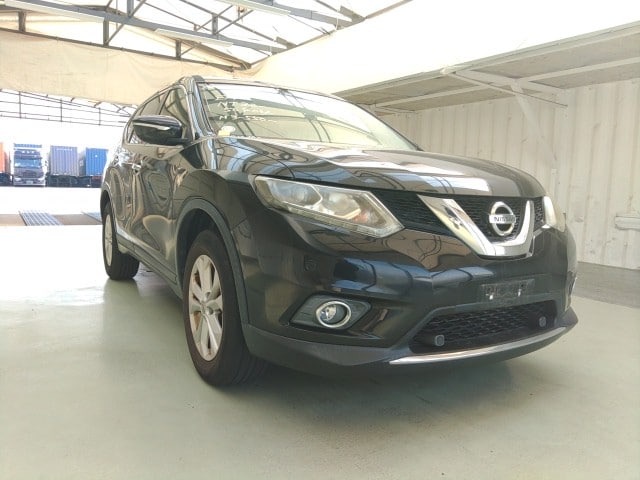 Nissan x-trial
