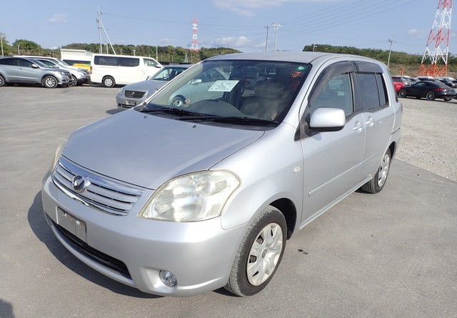 Toyota RAUM