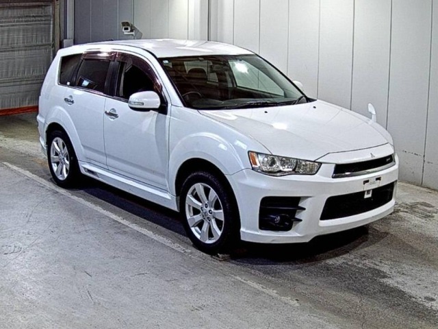 Mitsubishi OUTLANDER CW4W