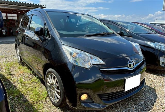 Toyota ractis